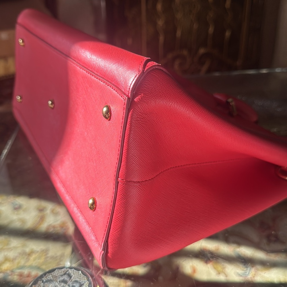 MCM crossbody Satchel - Picture 7 of 14